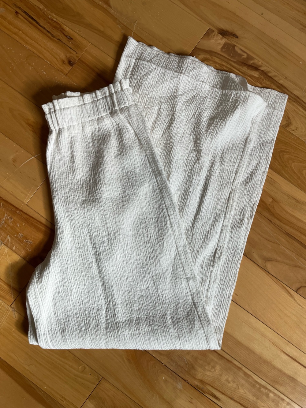 Zara White Crinkled Relaxed Pants